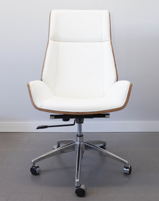 Кресло из натуральной кожи, каркас дерево арт. FX-BC06 - купить в Миассе. Цена 34 820.52 руб.