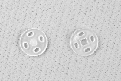 Кнопки пришивные пластиковые 10 мм, блистер 24шт, цв.-прозрачные - купить в Миассе. Цена: 48.41 руб.